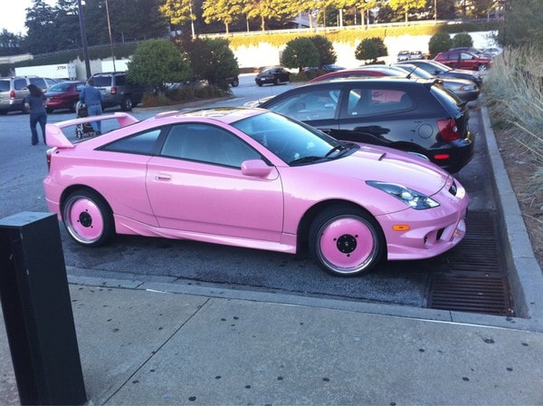 toyota-celica-tuned-forced-to-wear-pink-