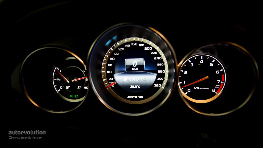 Mercedes speedometer shaking when start #2