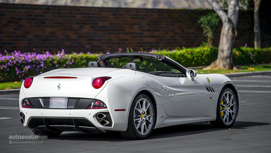 2014 Ferrari California Review 3