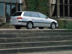TOYOTA Avensis Wagon (2000-2003)