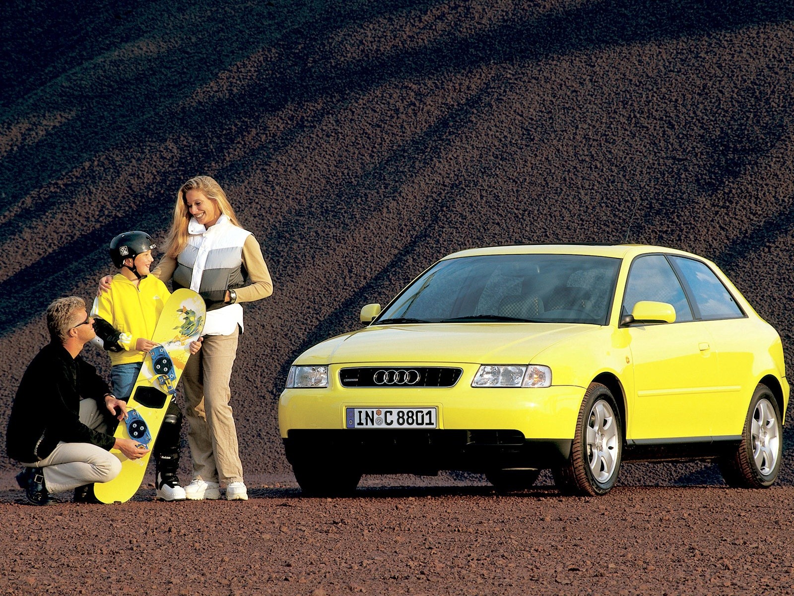 File:1997 Audi A3 (8L) 1.6 3-door hatchback (26381040274).jpg - Wikipedia