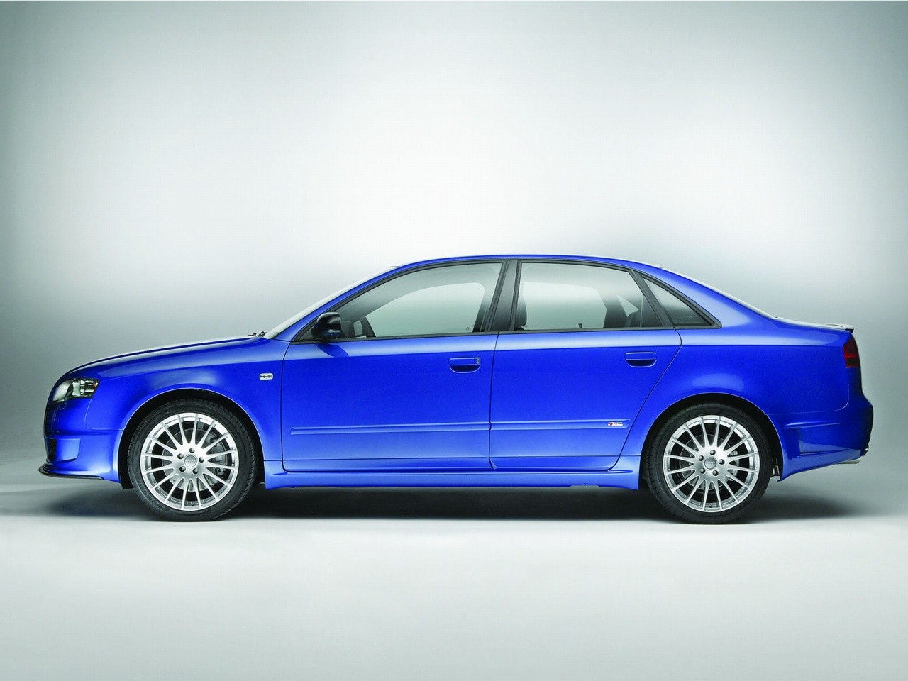 2005 Audi A4 (B7 8E) 2.0 TFSI DTM (220 Hp)  Technical specs, data, fuel  consumption, Dimensions