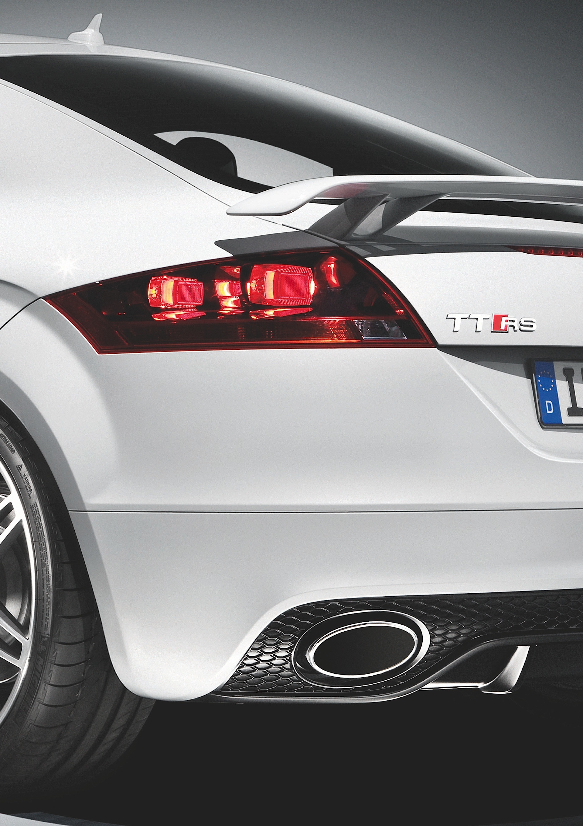 Datei:Audi TT RS Roadster (2011-08-13 Sp).JPG – Wikipedia