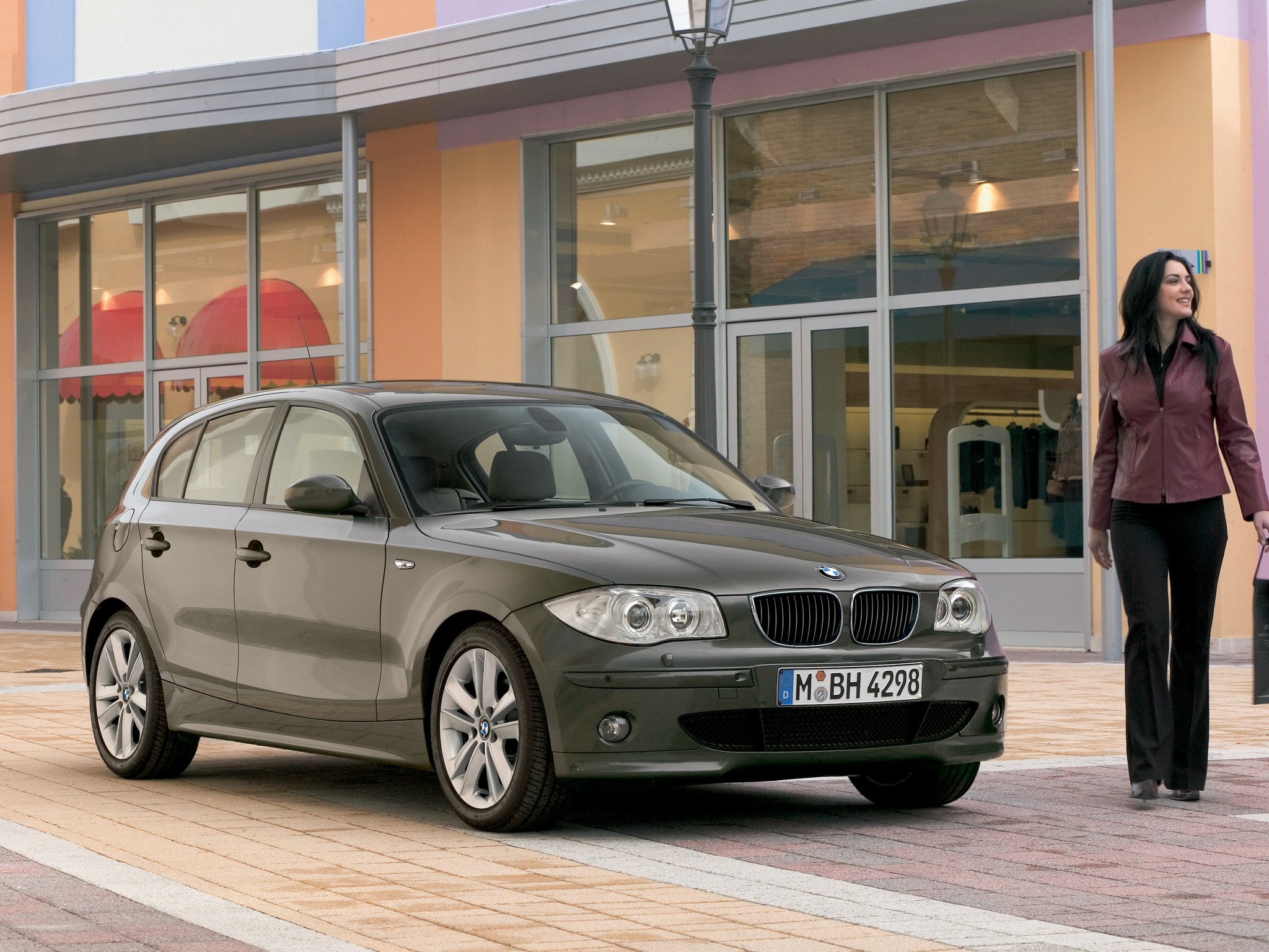 BMW 1 Series (E87) specs & photos 2004, 2005, 2006, 2007
