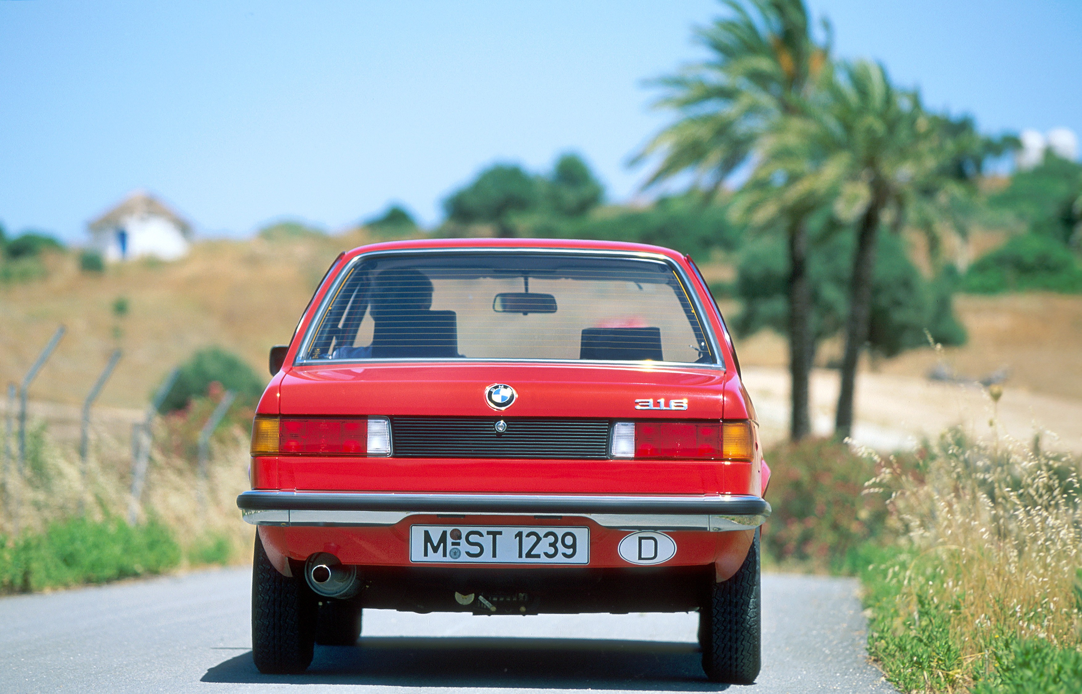 BMW 3 Series Coupe (E21) - 1975, 1976, 1977, 1978, 1979, 1980, 1981, 1982, 1983 - autoevolution