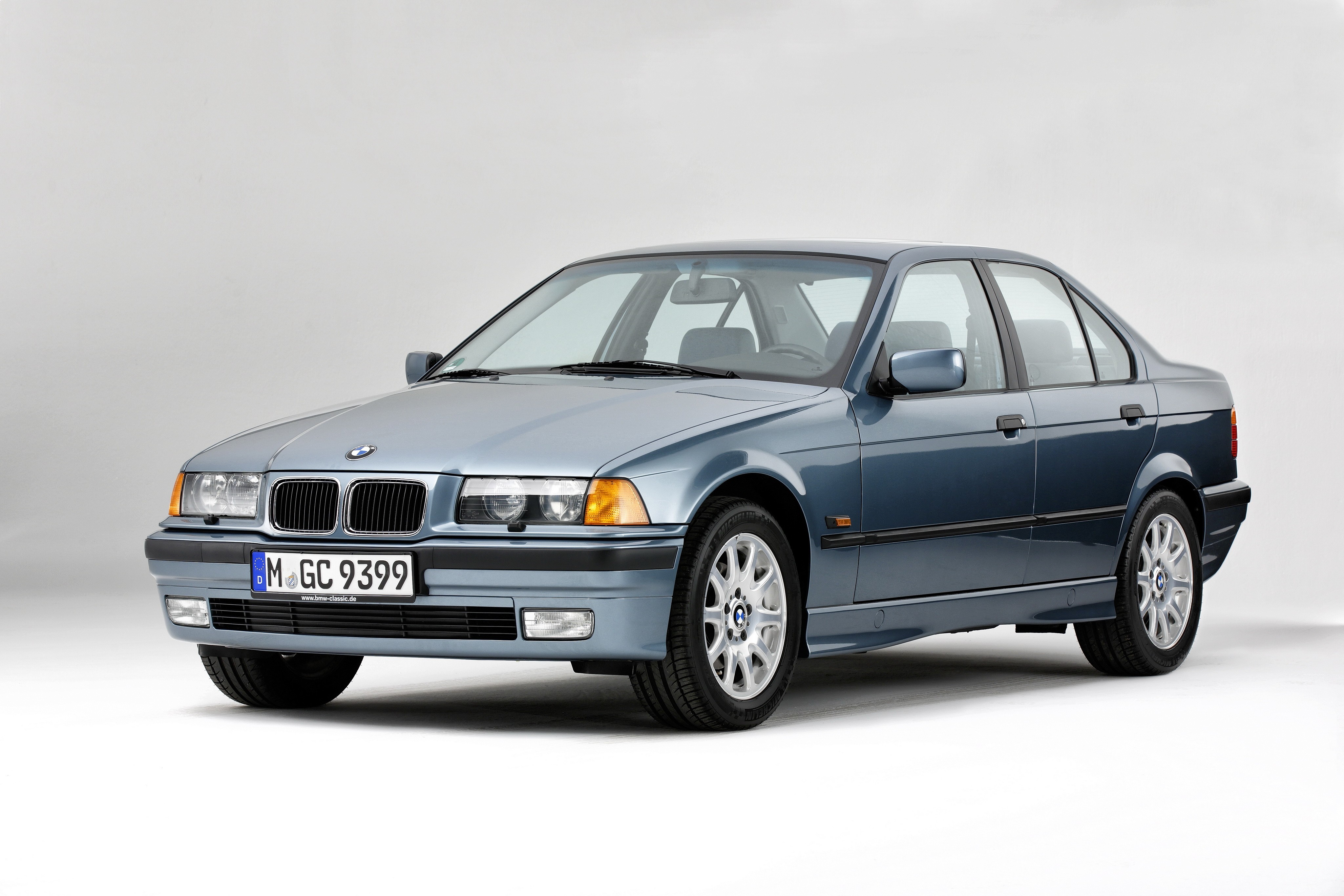 BMW 3 Series Sedan (E36) specs - 1991, 1992, 1993, 1994, 1995, 1996