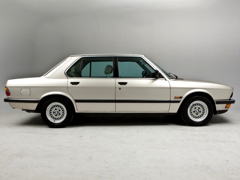 BMW 5 Series (E28) specs - 1981, 1982, 1983, 1984, 1985 ...