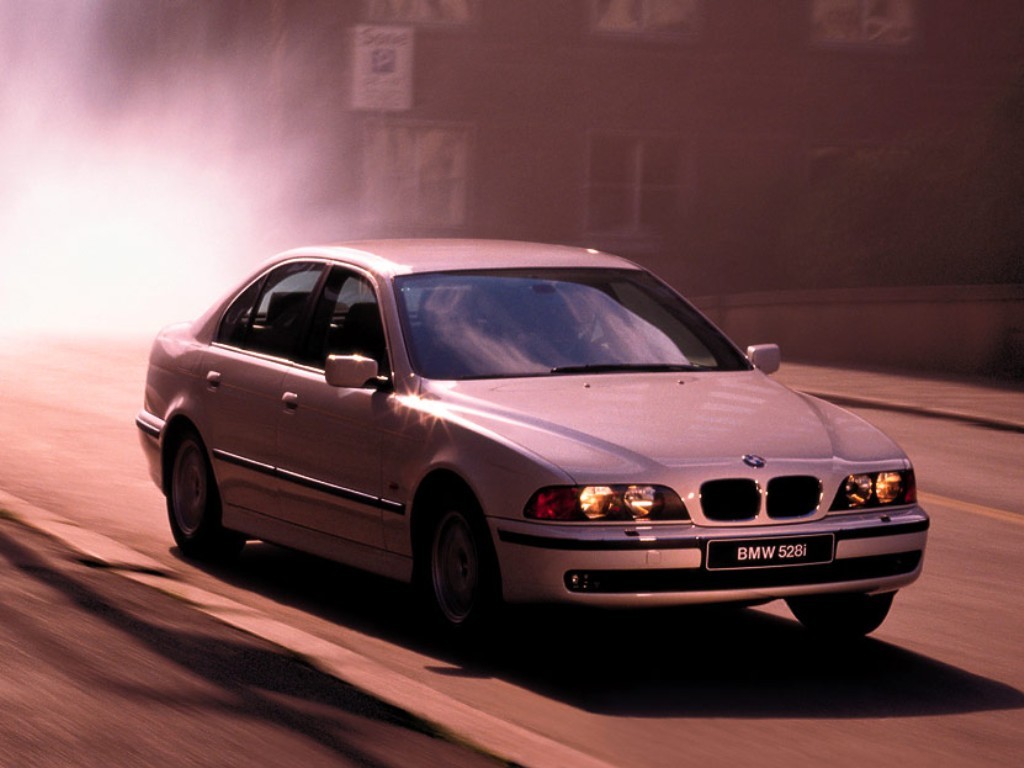 BMW 5 Series (E39) - 1995, 1996, 1997, 1998, 1999, 2000 ...