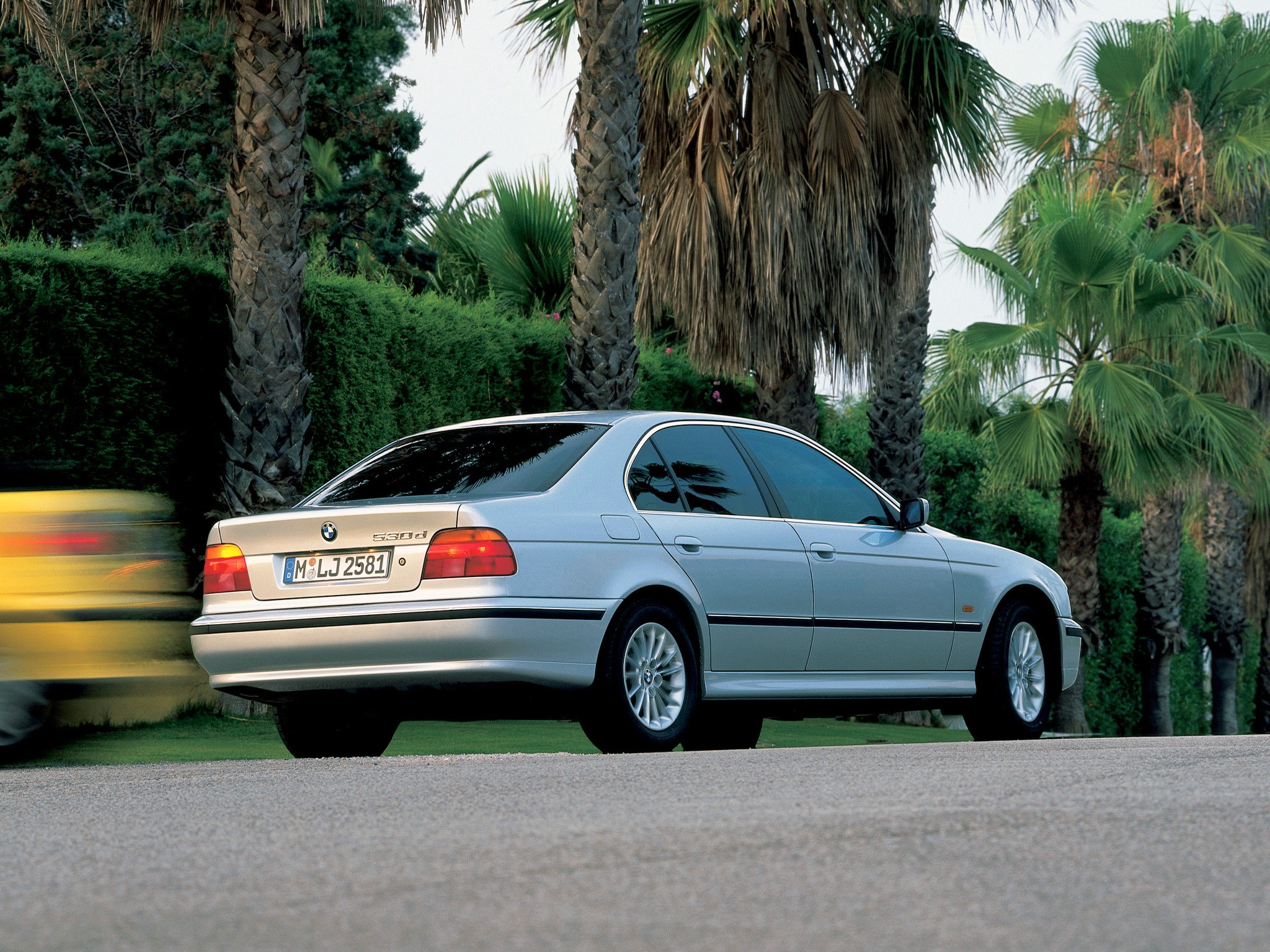 BMW 5 Series (E39) specs & photos - 1995, 1996, 1997, 1998 ...