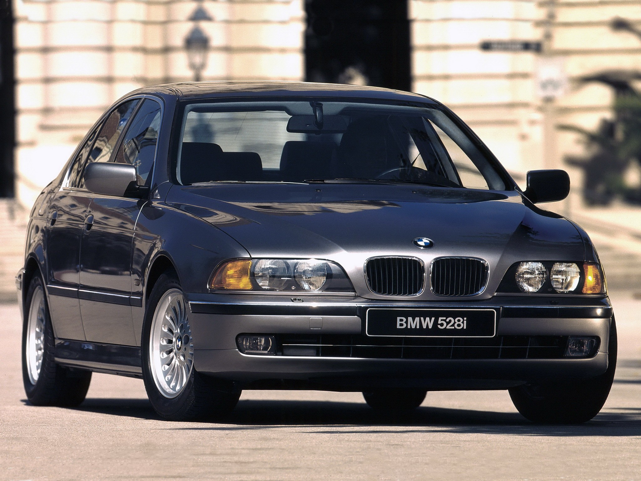 BMW 5 Series (E39) specs & photos - 1995, 1996, 1997, 1998, 1999, 2000