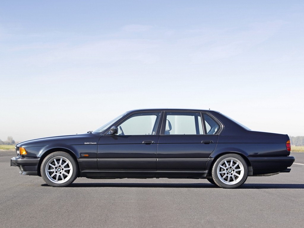 BMW 7 Series (E32) specs & photos - 1986, 1987, 1988, 1989, 1990, 1991