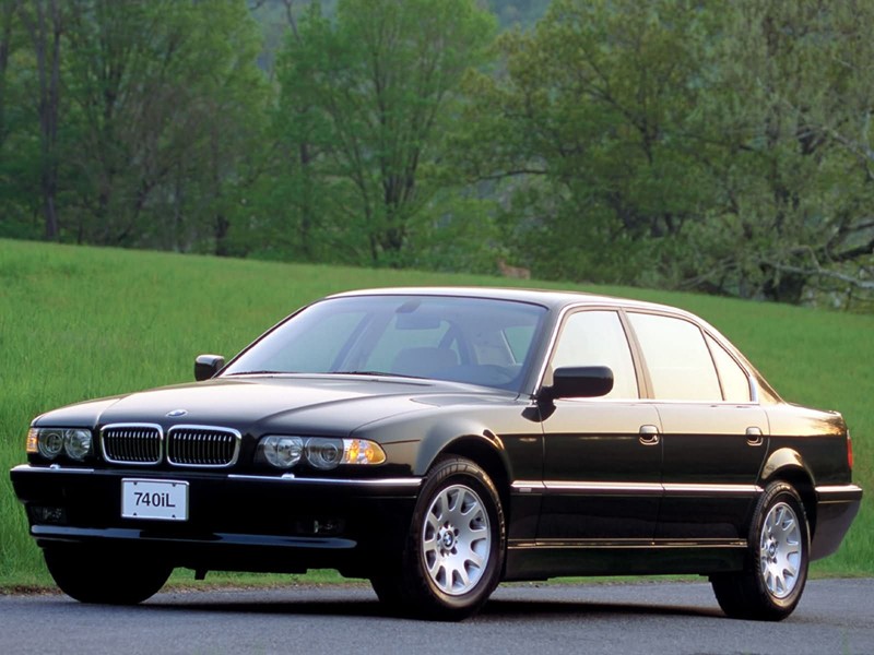 BMW 7 Series (E38) specs & photos - 1998, 1999, 2000, 2001 ...