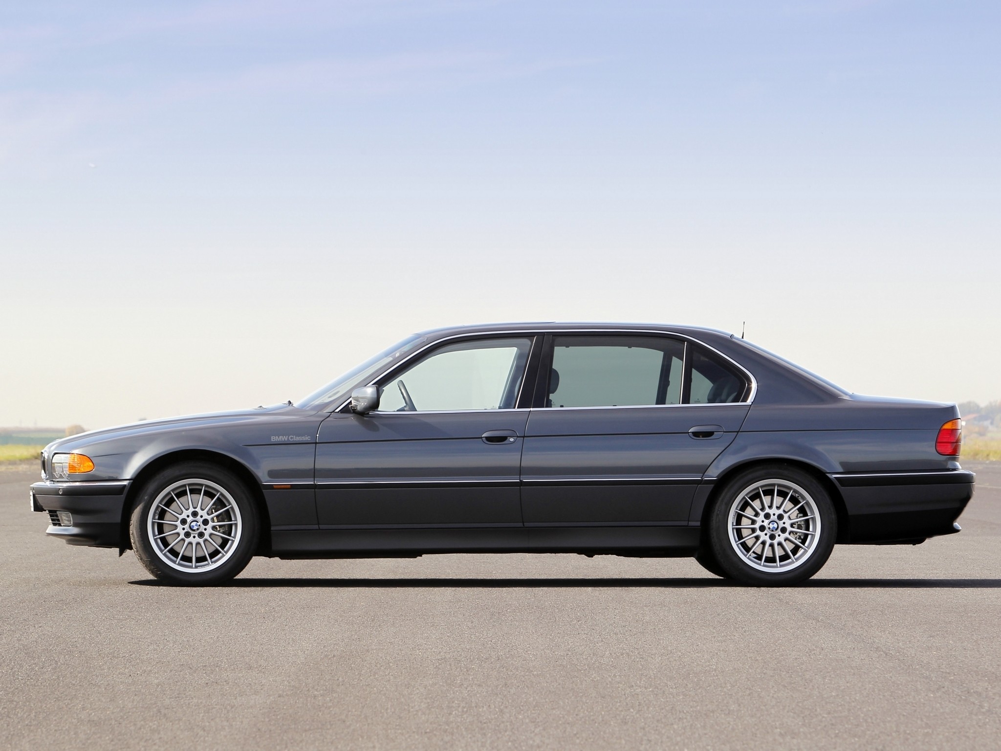 BMW 7 Series (E38) - 1998, 1999, 2000, 2001 - autoevolution