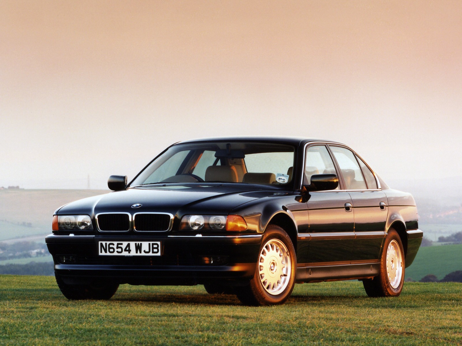 BMW 7 Series (E38) Specs & Photos - 1994, 1995, 1996, 1997, 1998