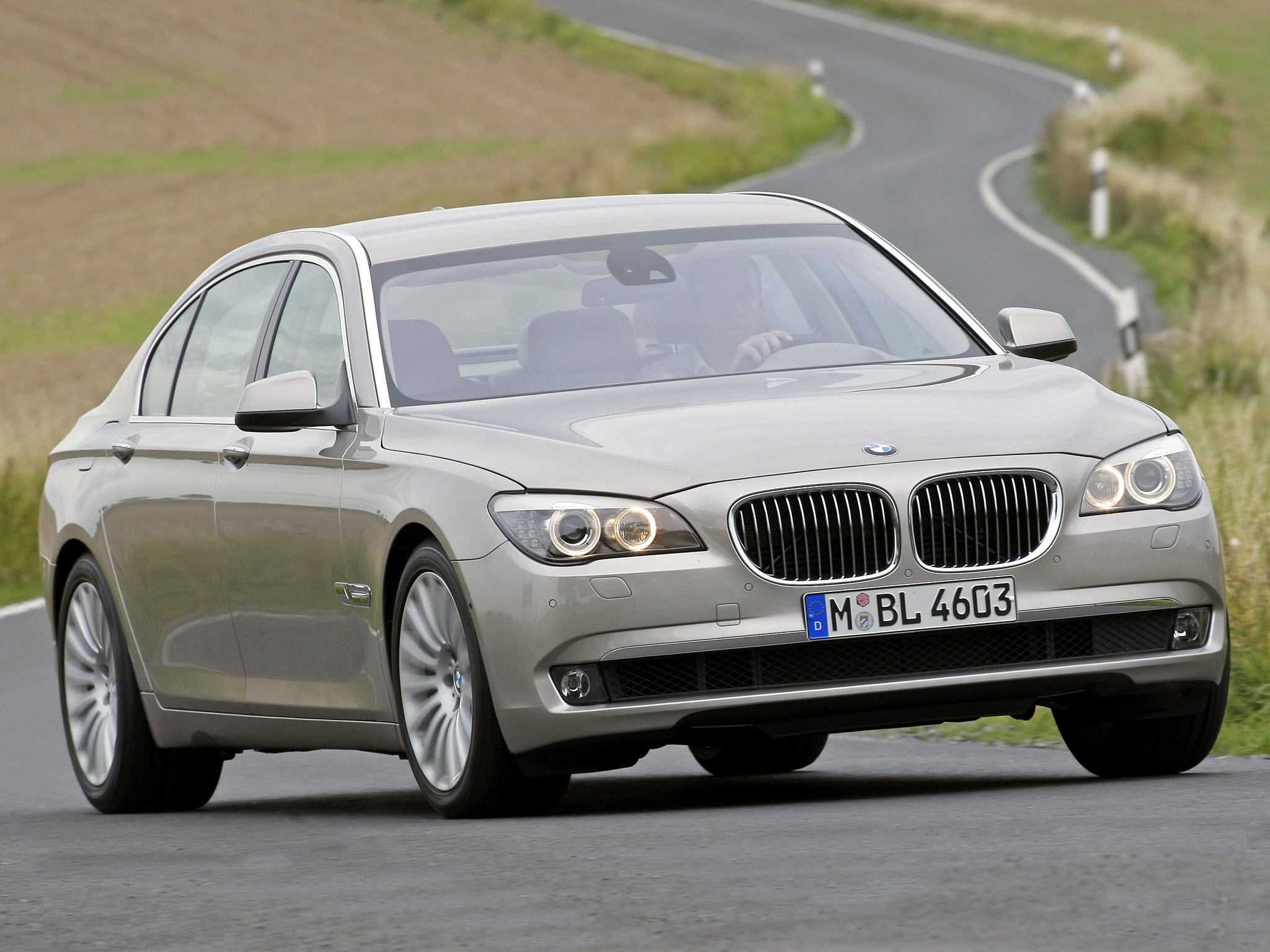 BMW 7 Series (F01/02) specs - 2008, 2009, 2010, 2011, 2012 ...