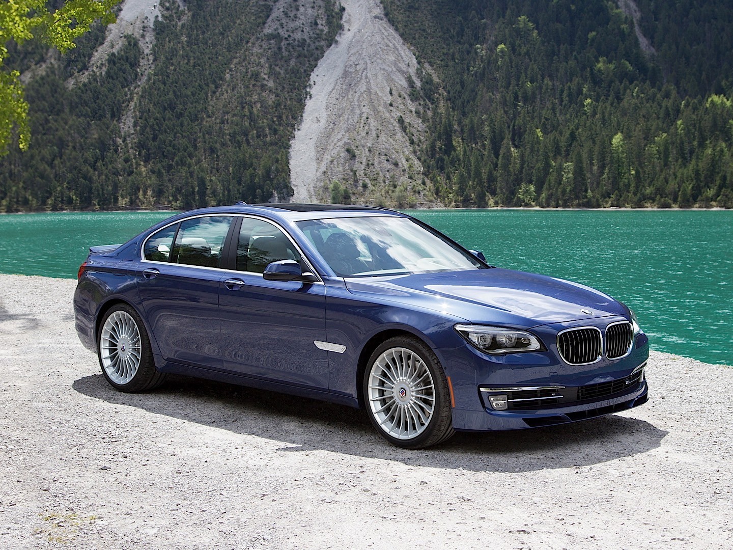 BMW 7 Series (F01/02) Facelift specs - 2012, 2013, 2014 ...