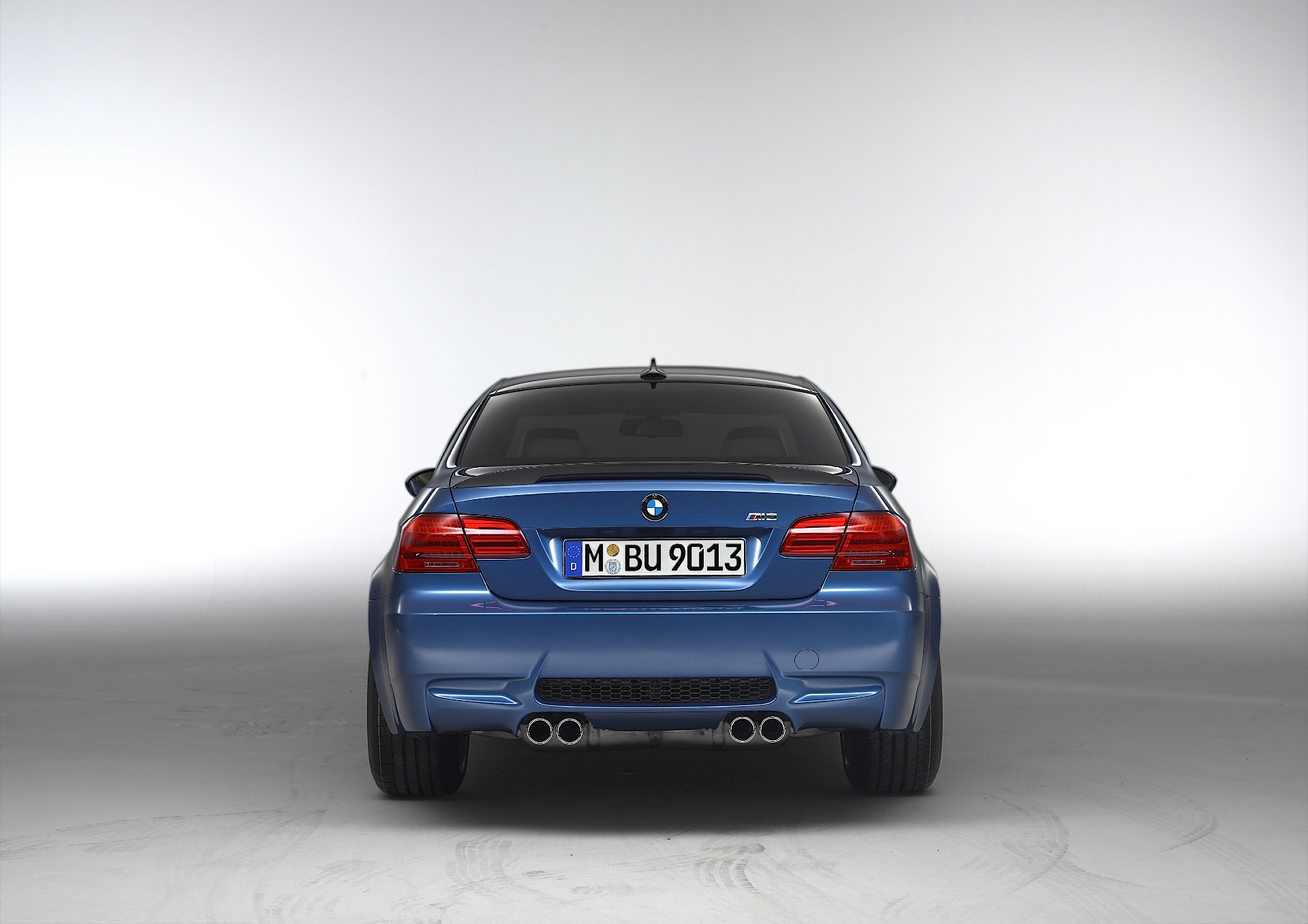 BMW M3 Coupe (E92) LCI specs & photos - 2010, 2011, 2012, 2013
