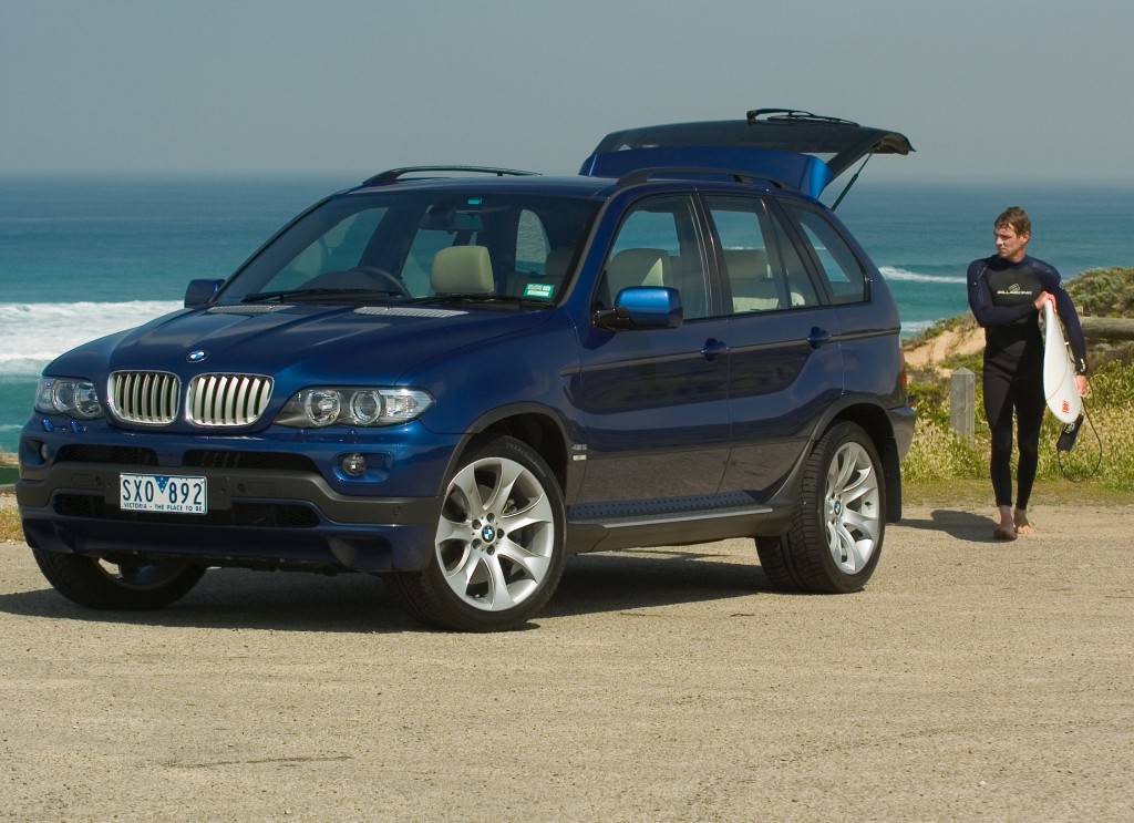 Modernized BMW X5 E53 (Original) Looks as Good as New - autoevolution