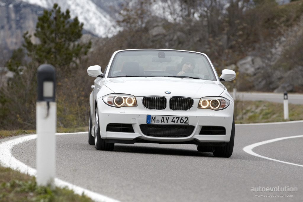 M Paquet 3/2010 BMW 118i 120i 125i 135i 118d 120d 123d e88 cabriolet Brochure 