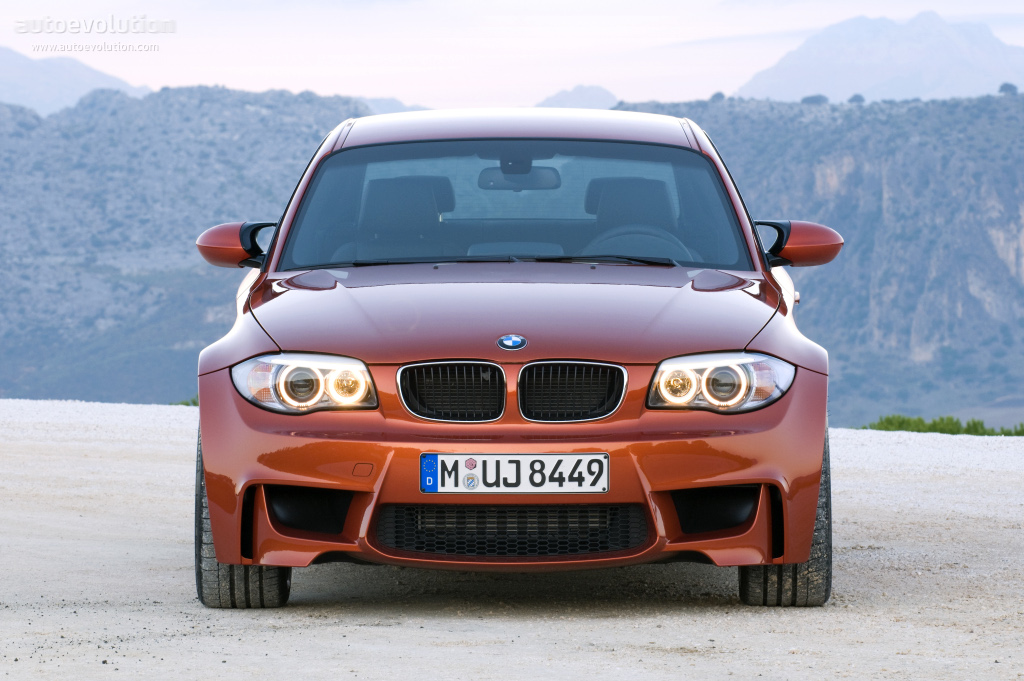 File:BMW 1er M Coupé (E82) – Frontansicht, 1. Juni 2013