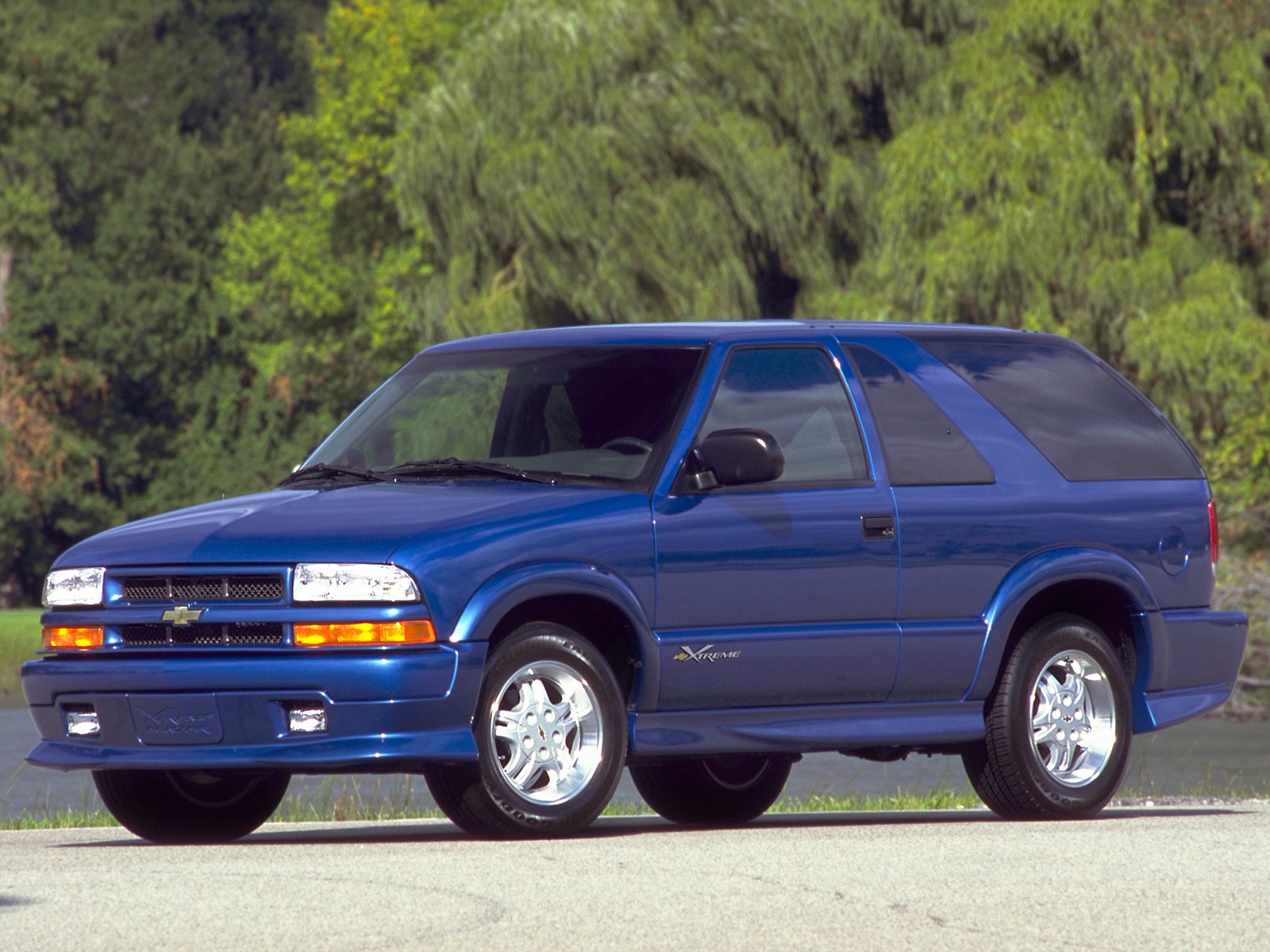 Chevrolet Blazer 3 Doors Specs Photos 1995 1996 1997 1998 1999 2000 2001 2002 2003 2004 2005 Autoevolution