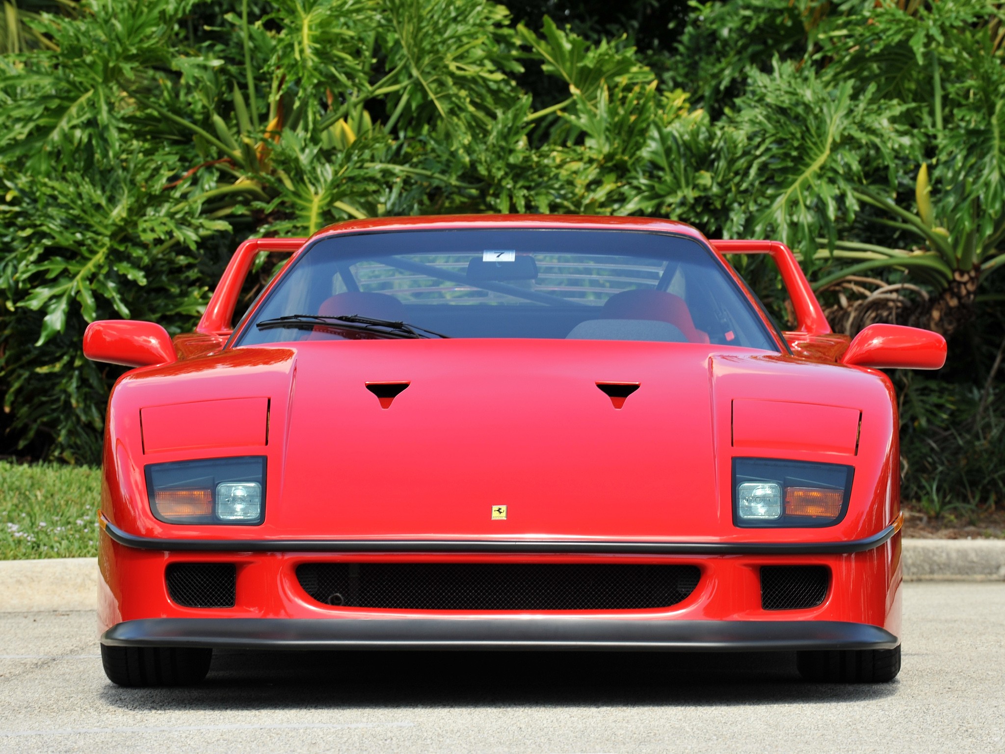 1987 Ferrari F40 2.9 i V8 32V (478 CH)  Fiche technique, consommation de  carburant , Dimensions