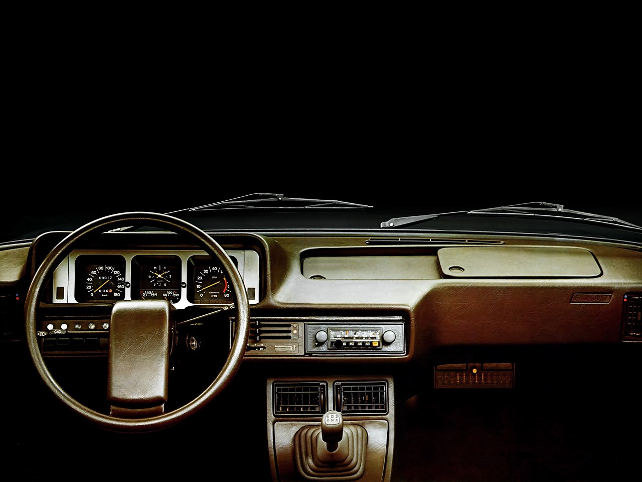 FIAT 131 Supermirafiori 4 doors specs & photos - 1978, 1979, 1980, 1981