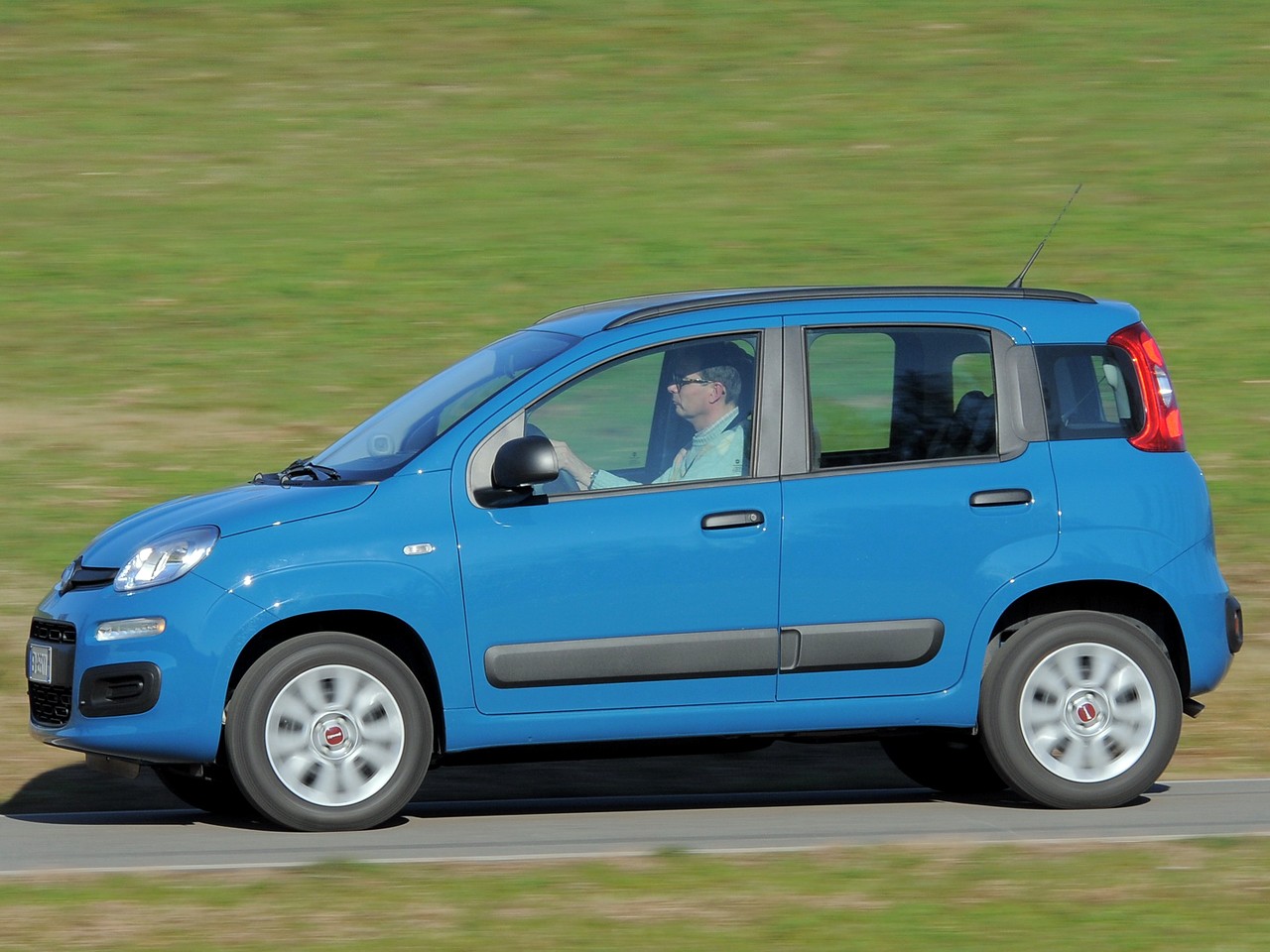 2011 Fiat Panda Specs & Photos - autoevolution