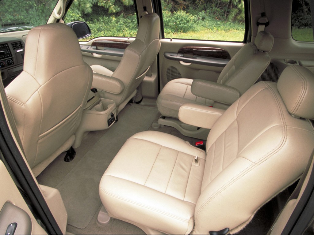 2000 ford excursion interior dimensions