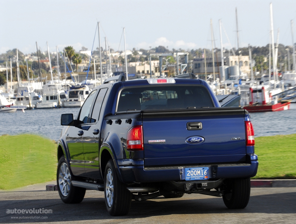 What is the length of a ford explorer sport trac