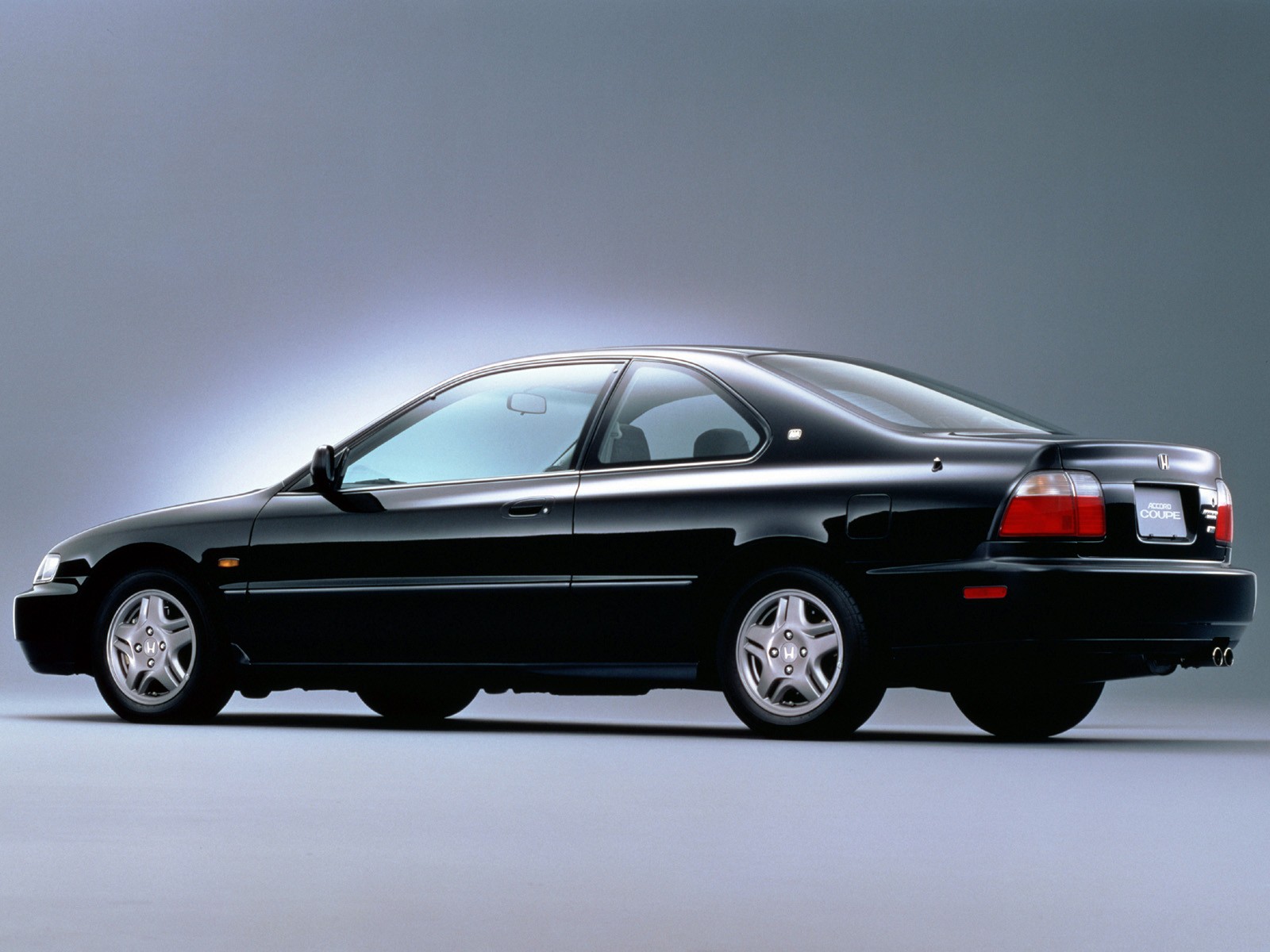 HONDA Accord Coupe specs & photos - 1994, 1995, 1996, 1997, 1998