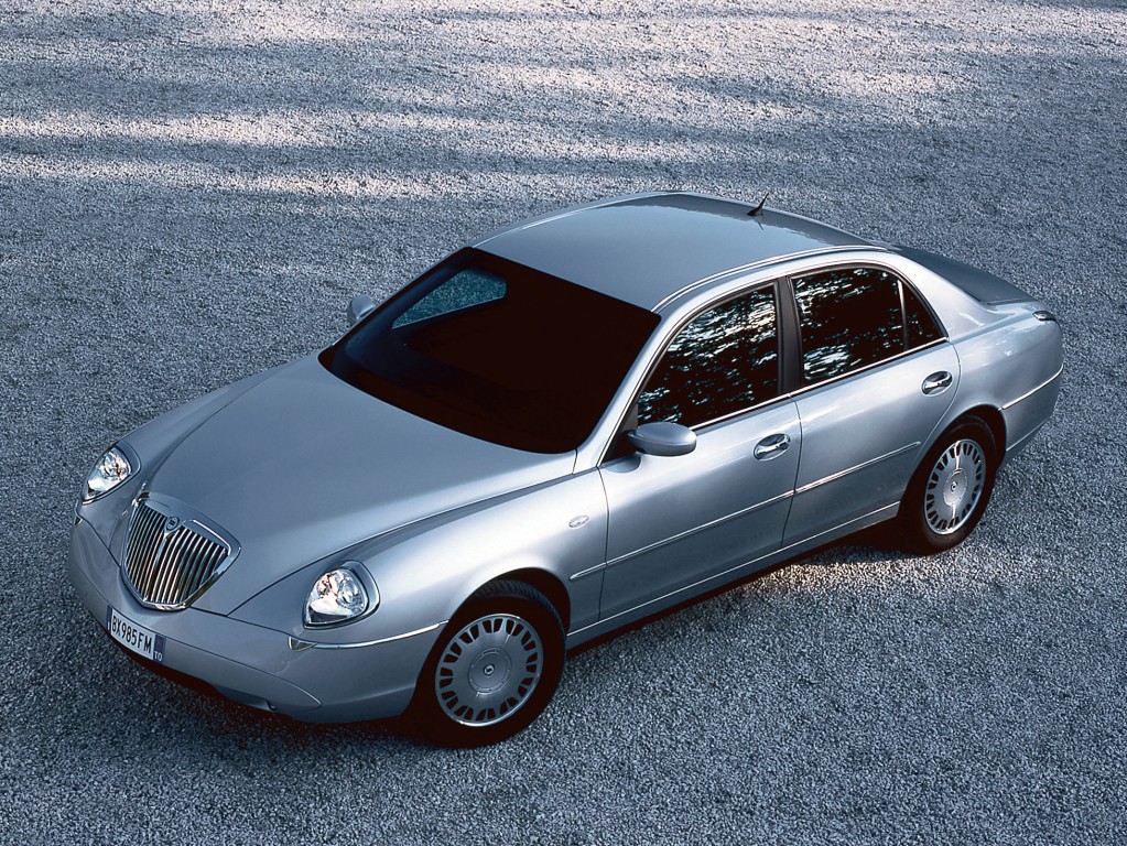 lancia thesis no time to die