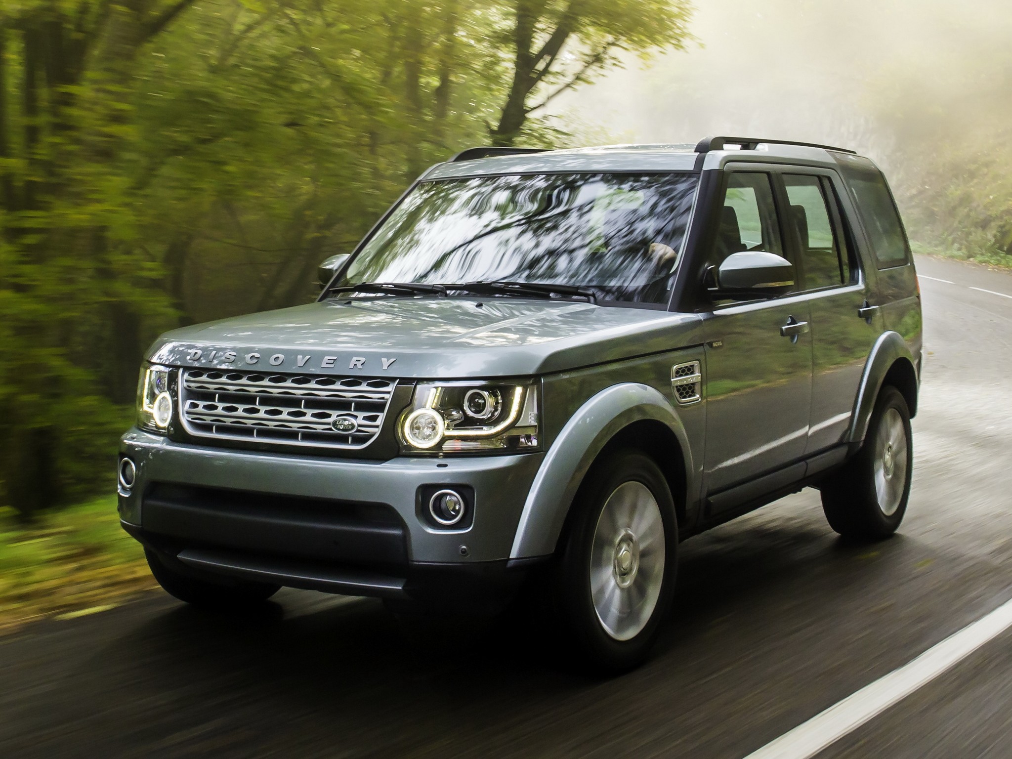 Land Rover Discovery Sport HD Wallpapers