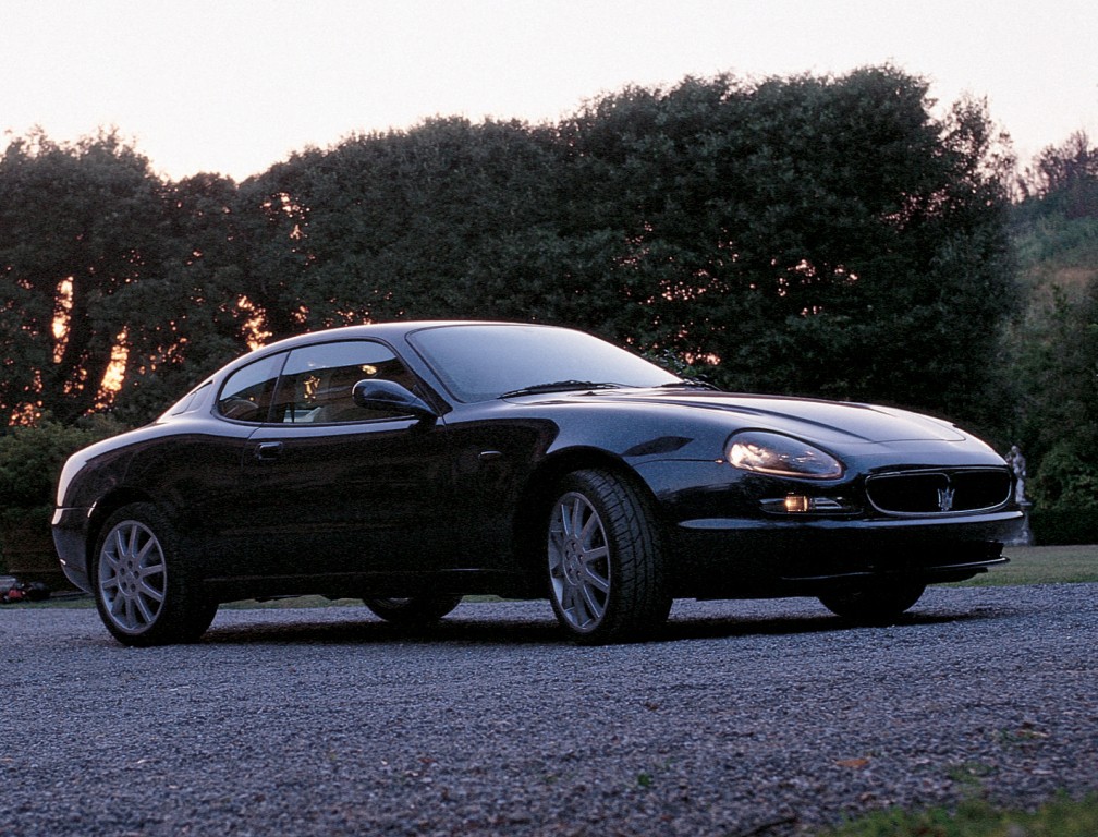 Tapis de sol pour Maserati 3200 GT 1998-2002 FORGRA0501 