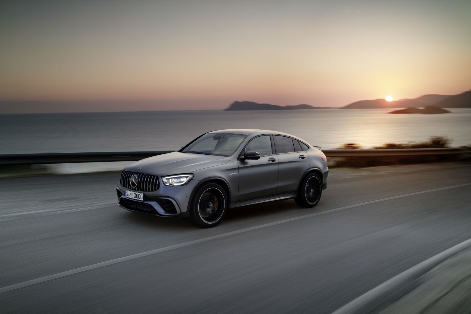 Mercedes-AMG GLC 63 4MATIC Coupe specs & photos - 2019, 2020