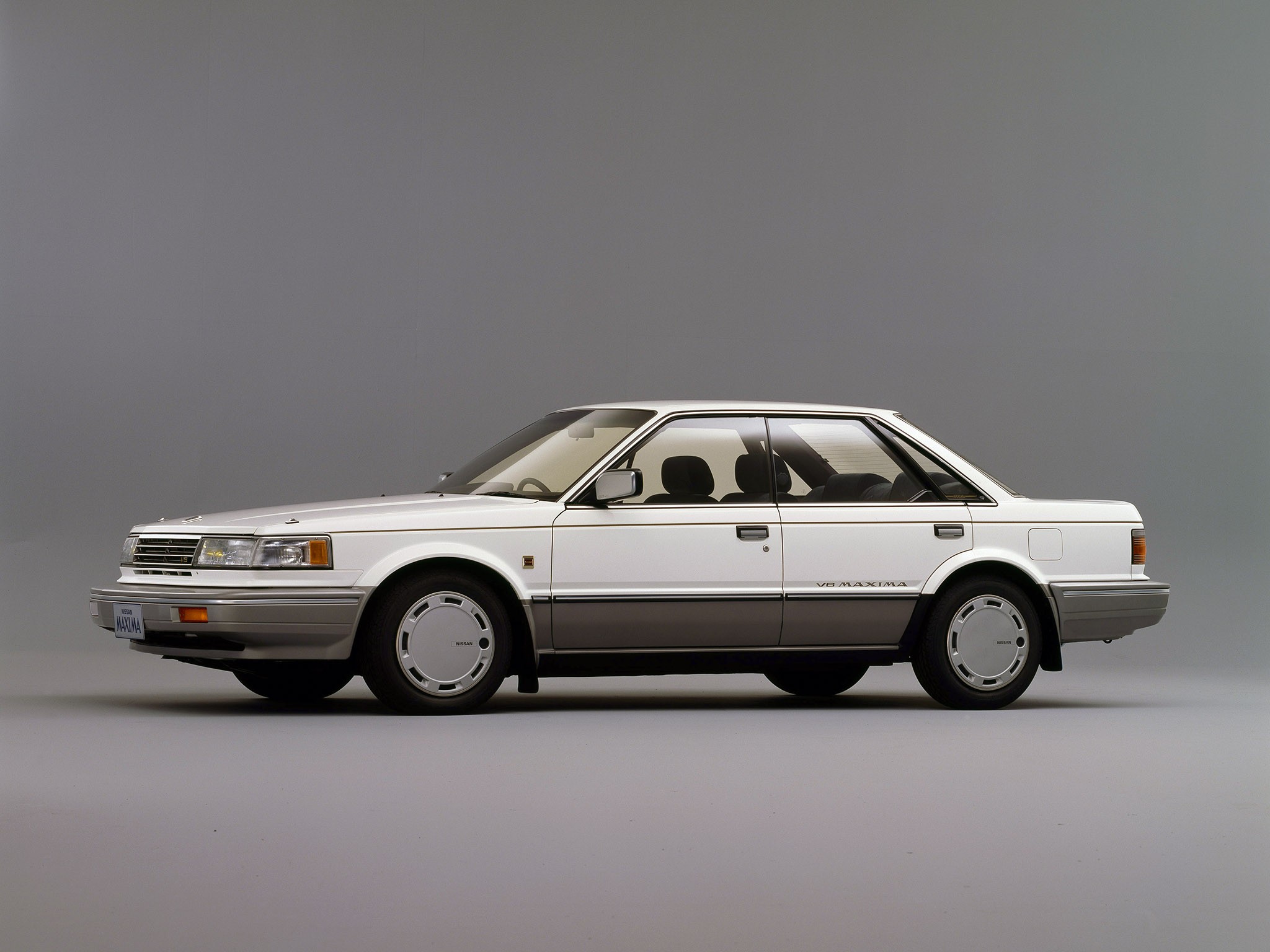 NISSAN Bluebird Sedan Specs & Photos - 1986, 1987, 1988, 1989, 1990 -  autoevolution