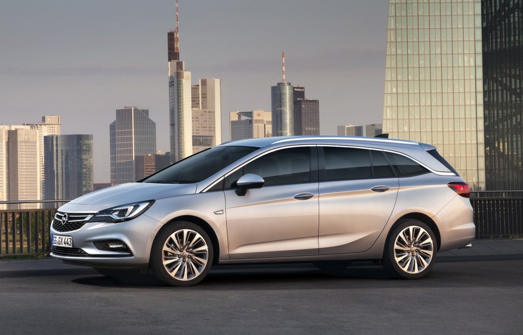 Opel Astra Caravan/Sports Tourer: Vergleich