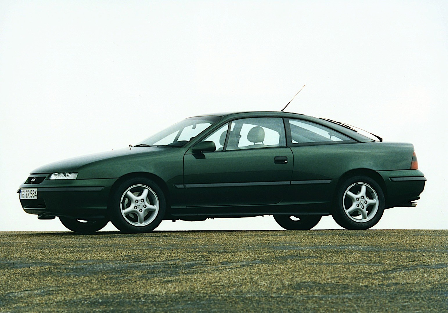 GH Top Qualité * NOUVEAU 2 ressorts HA arrière Opel Calibra A Année de construction 1990-1997