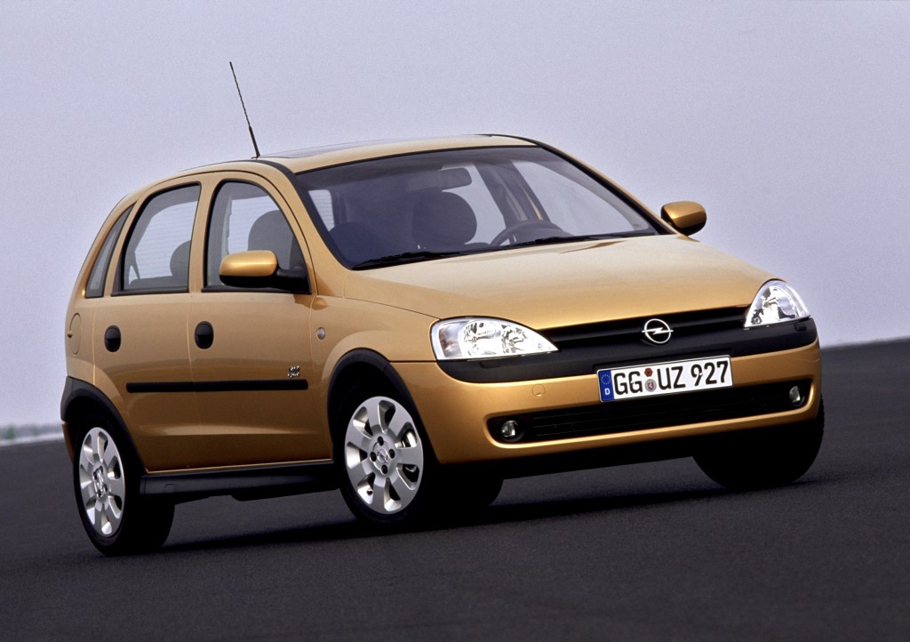 Opel Corsa C 1.2 16V (2002) - Depth Review (Engine, Interior