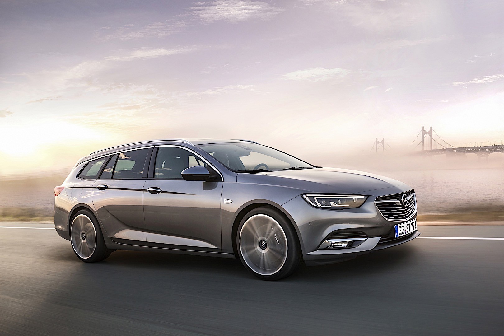 That Neighborhood Observatory OPEL Insignia Sports Tourer 2017, 2018, 2019, 2020, 2021, 2022 - photos,  specs reference & model history - autoevolution