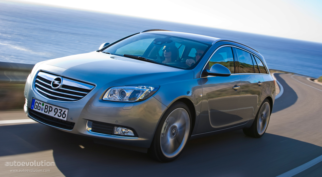 All OPEL Insignia Sports Tourer Models by Year (2009-Present) - Specs,  Pictures & History - autoevolution