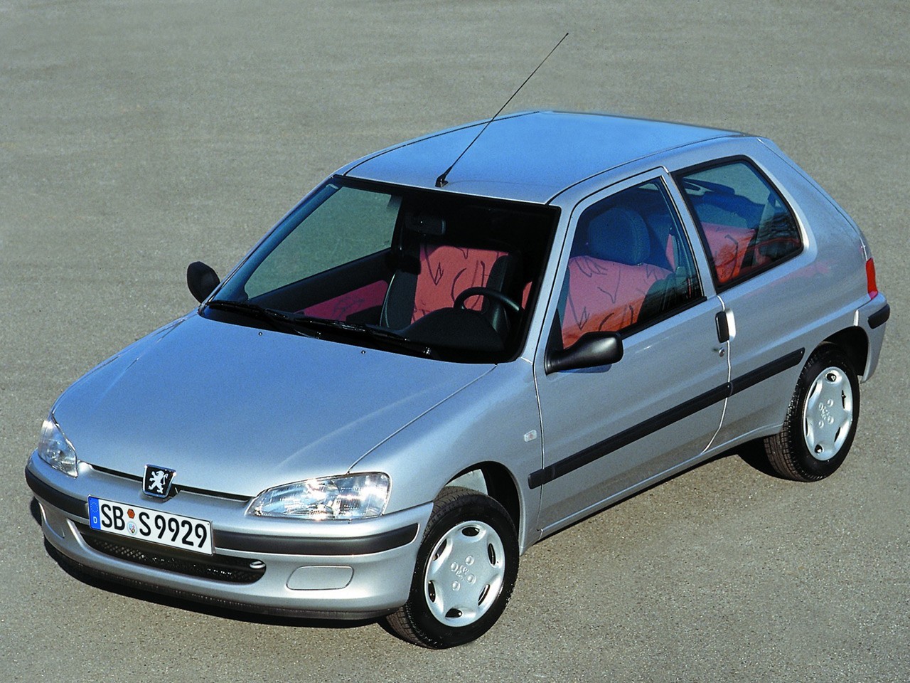 Benzin - Peugeot 106 GTI 1ère main - 2002