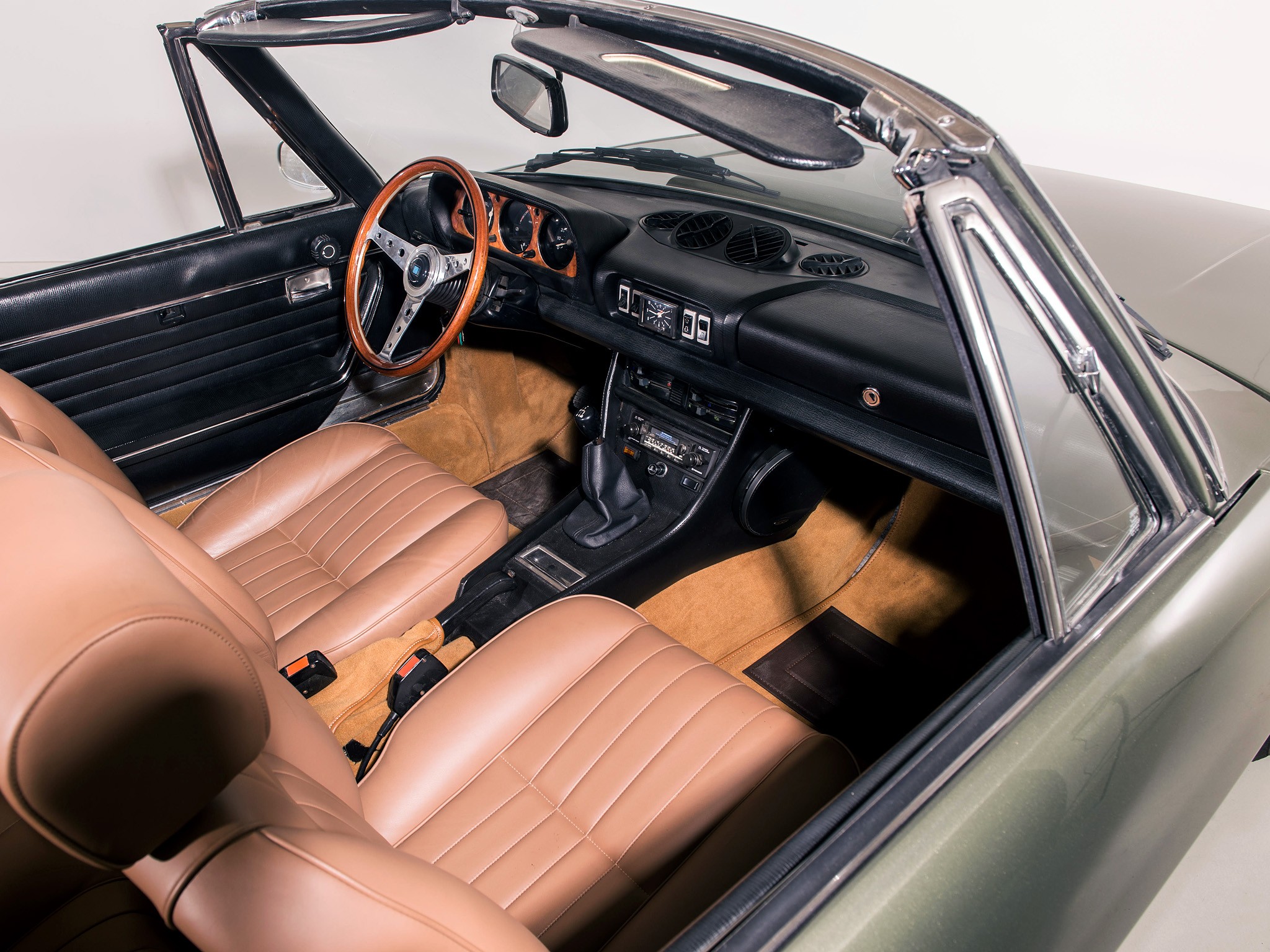 504 peugeot interior cabriolet coupe 1982 1974 1977 wallpaperup autoevolution cars conertible classic 1979
