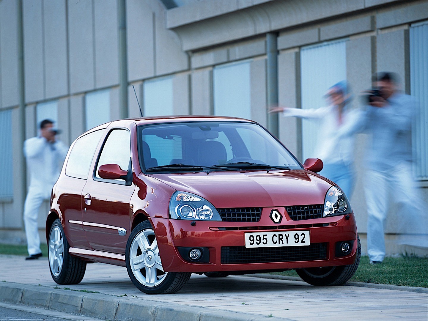 Benzin - Renault Clio 2 RS 6k km - 2000