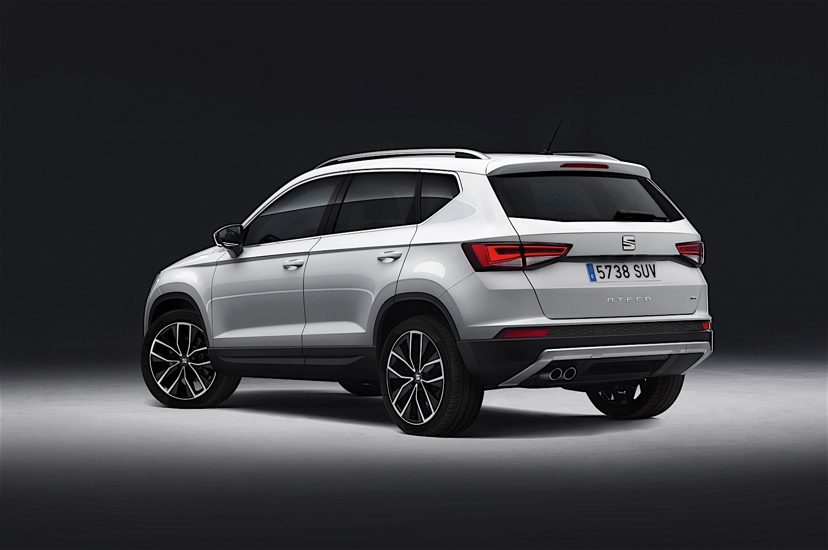 Seat Ateca 2016-present Dimensions Side View