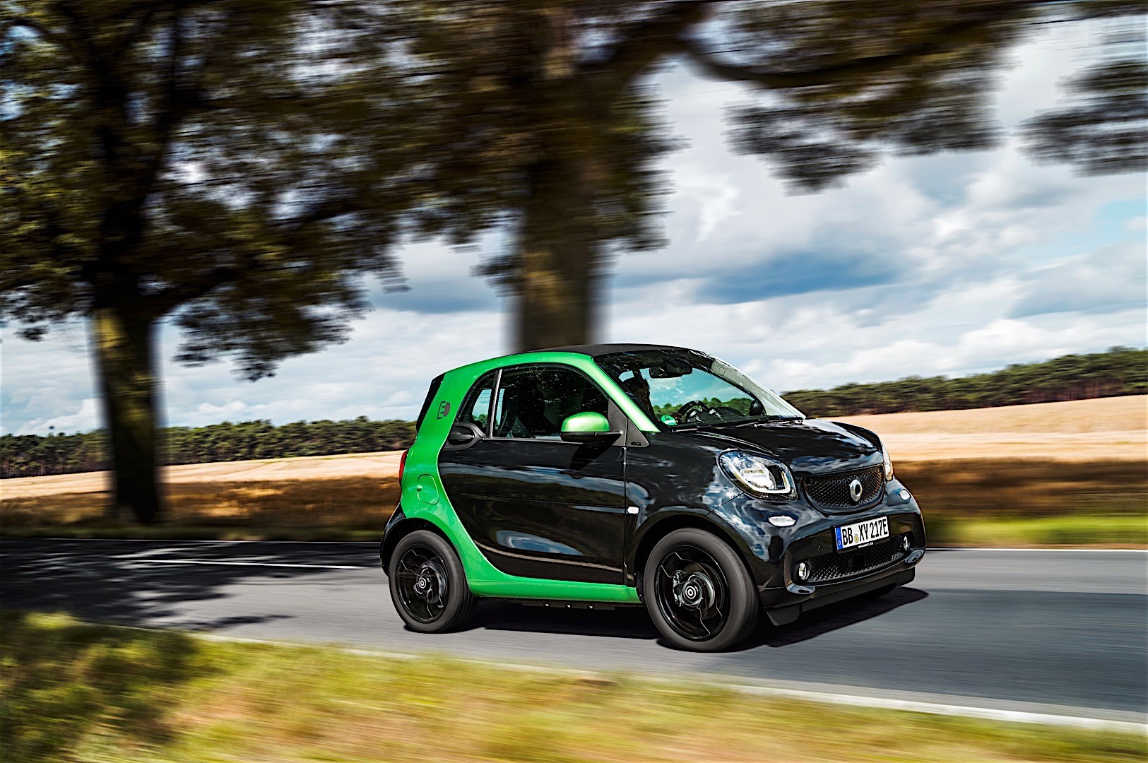 SMART Fortwo Electric Drive Specs Photos 2016 2017 2018 2019 