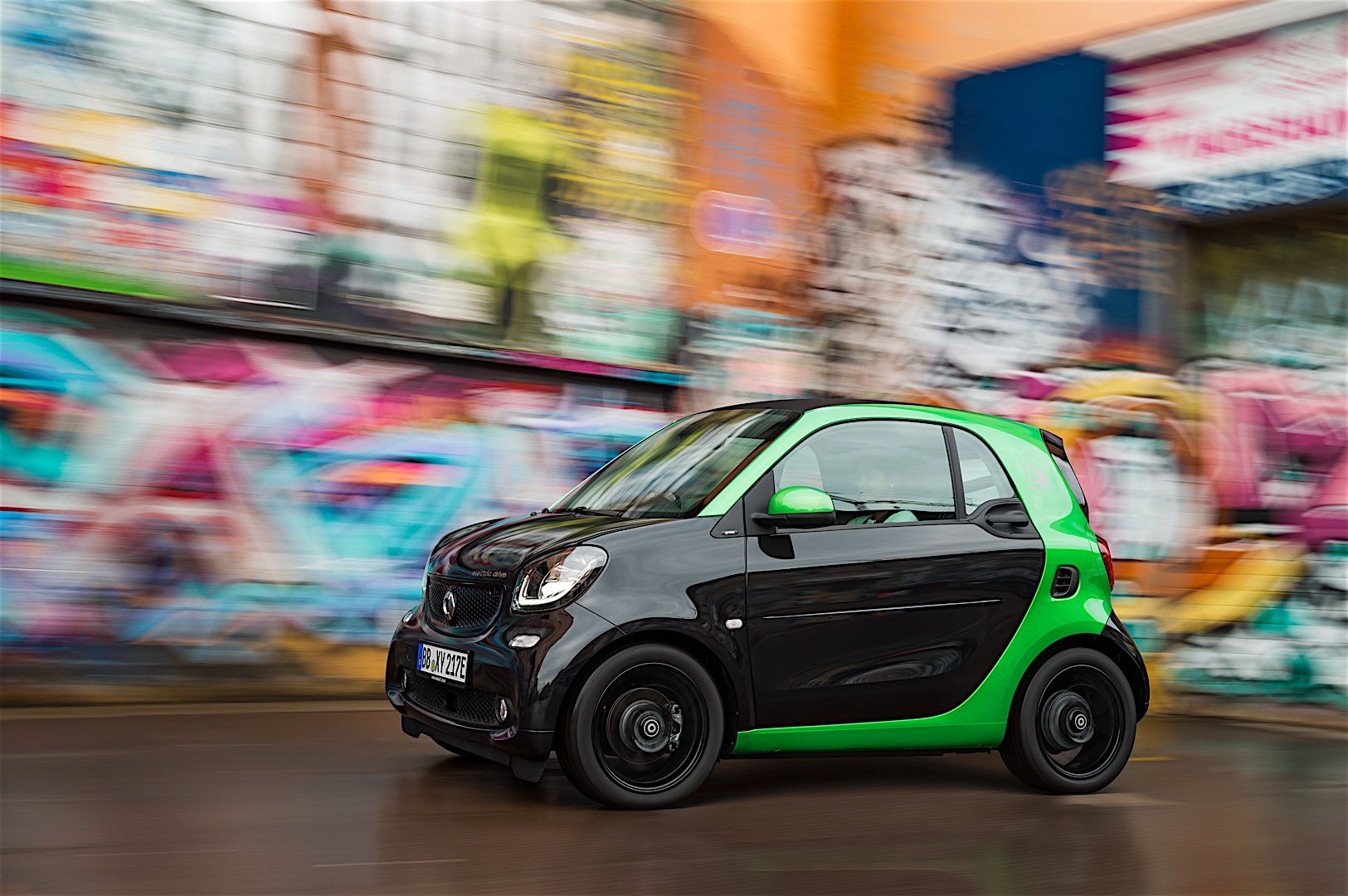 SMART fortwo Electric Drive specs & photos - 2016, 2017, 2018, 2019