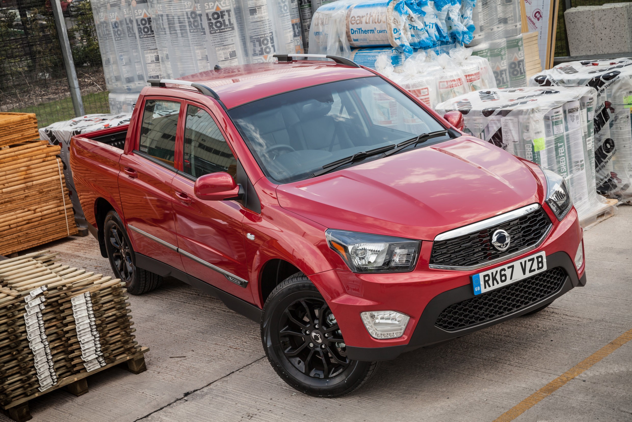 SSANGYONG Musso specs & photos - 2018, 2019, 2020, 2021, 2022 ...