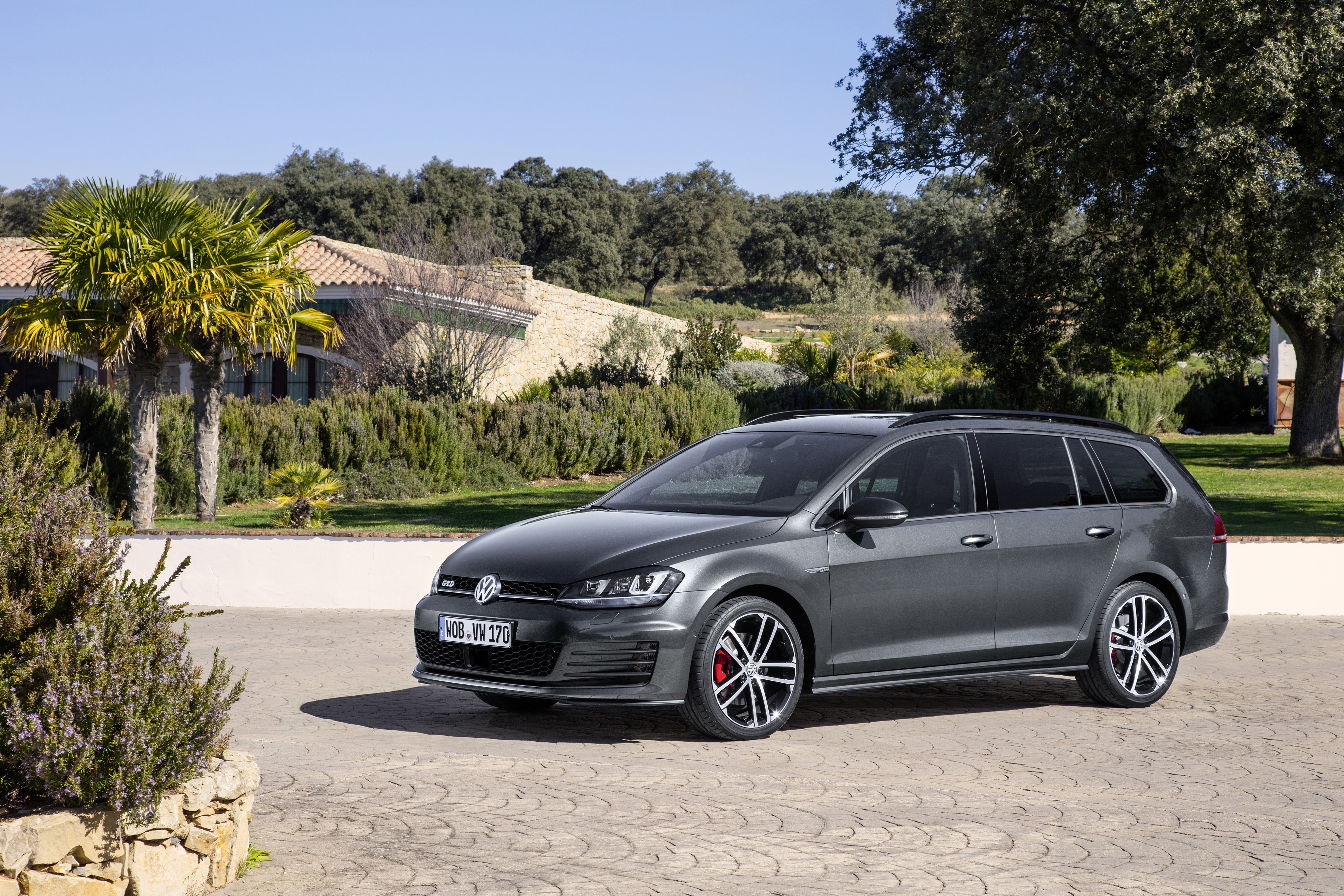 Volkswagen Golf Vii Gtd Variant Specs Photos 2015 2016