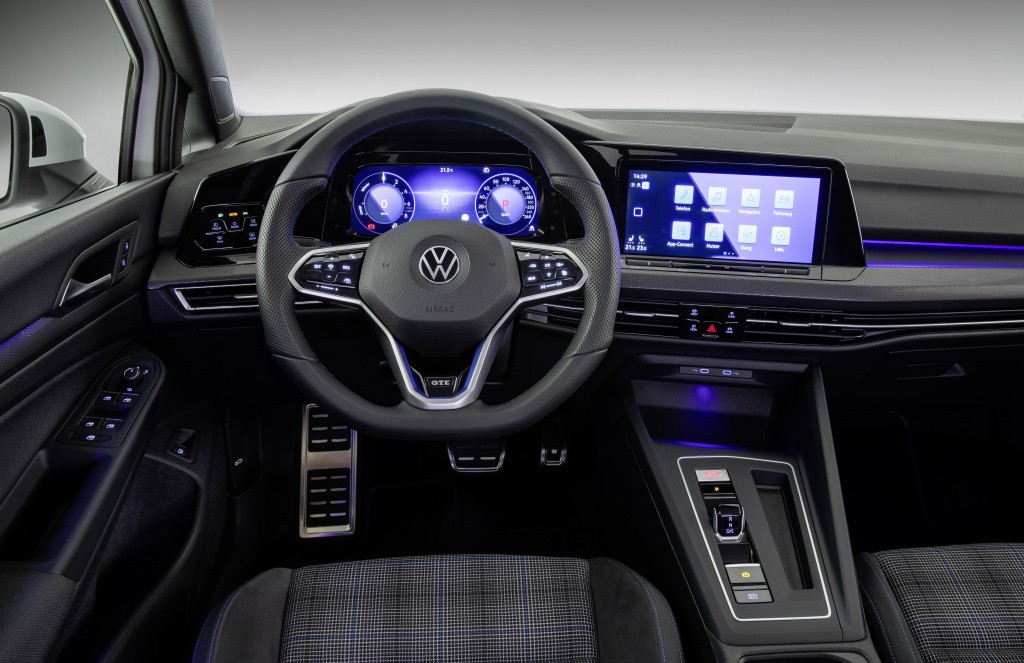 2021 Volkswagen Golf GTE Specs & Photos - autoevolution